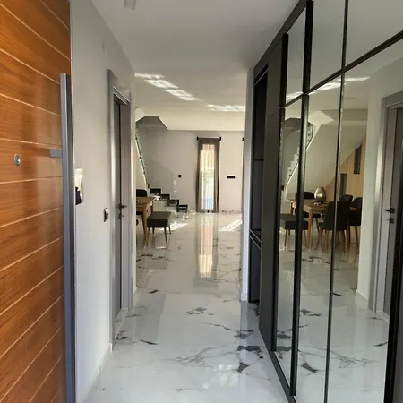 Havuzlu Smart Villa *