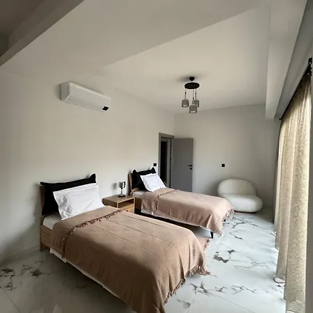 Havuzlu Smart * Kusadasi